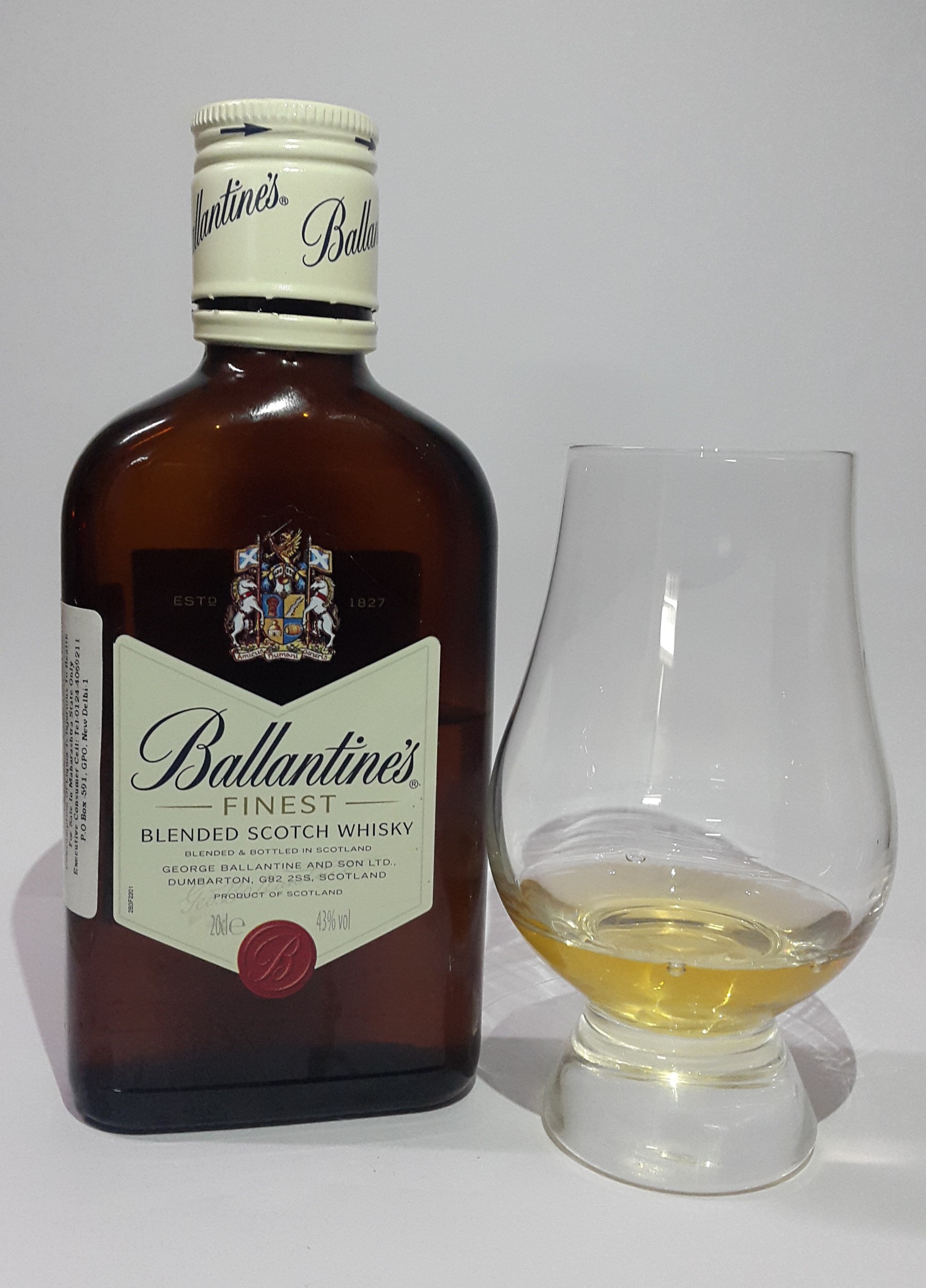 Review: Ballantine's Finest – Uisce Beatha | My Whisk'e'y Diaries
